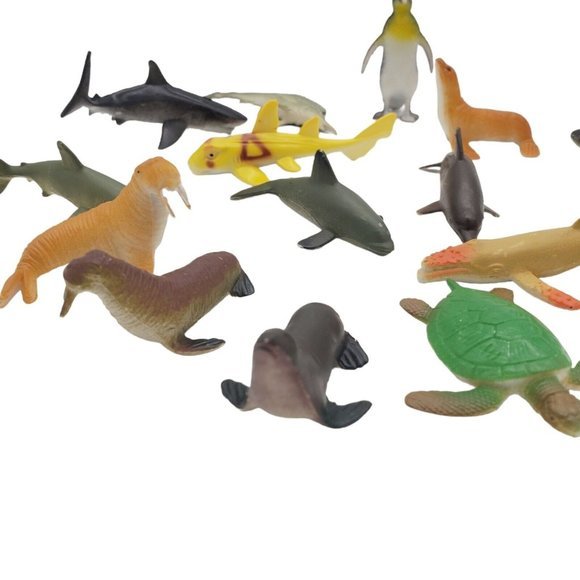 15 pc Nautical Sea Plastic Miniature Animals Shark Turtle Seal Penguin Fish Toys - Picture 2 of 5